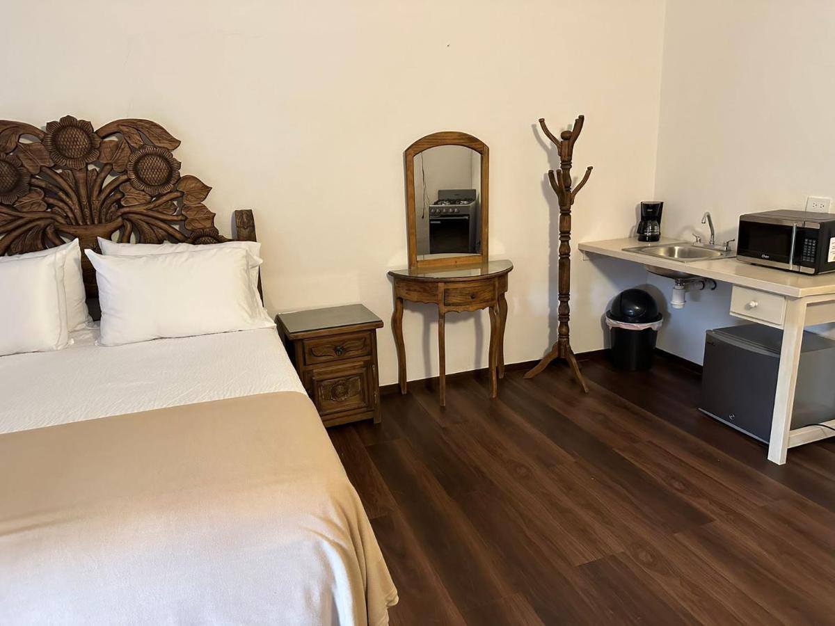 Bebelines Dos Guest house San Miguel de Allende